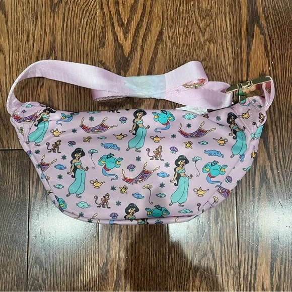 NWT {Stoney Clover} Disney Princess “Infinite Wishes” Fanny Pack - Picture 5 of 5